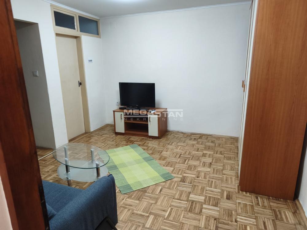 Dvoiposoban stan za izdavanje, Lekino Brdo, Beograd, 45m², 480 €/mes