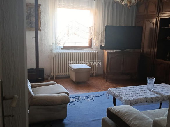 Stan Izdavanje Beograd Karaburma 52 m2