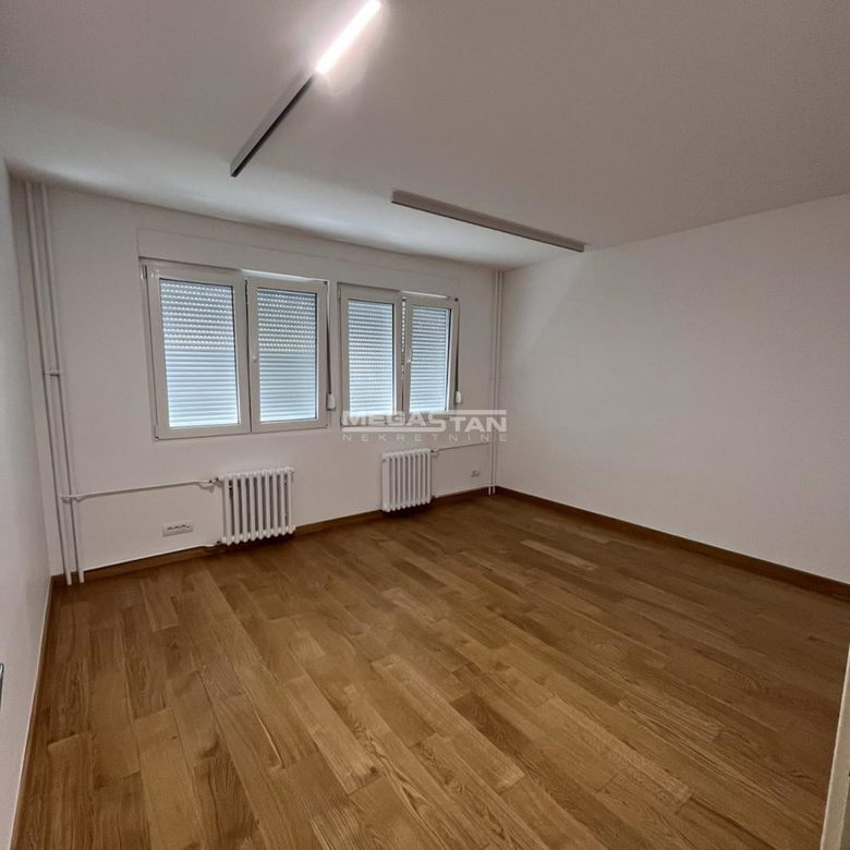Stan Prodaja Beograd Hram Svetog Save 93 m2