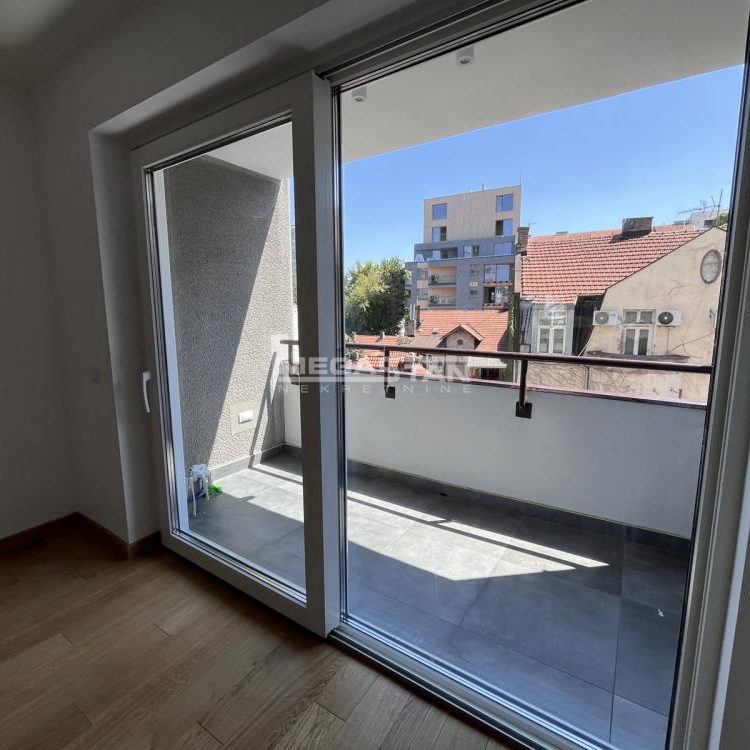 Četvorosoban stan na prodaju, Hram Svetog Save, Beograd, 93m², 650.000 €