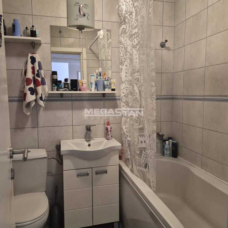 Stan Prodaja Beograd Karaburma 64 m2