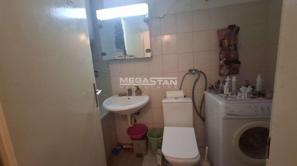108100399-6-20260814114228 Dvoiposoban stan na prodaju, Blok 64, Beograd, 74m², 272.000 €