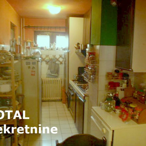 Stan Prodaja Novi Sad  102 m2