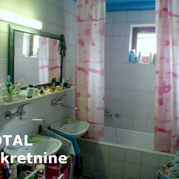 Stan Prodaja Novi Sad  102 m2