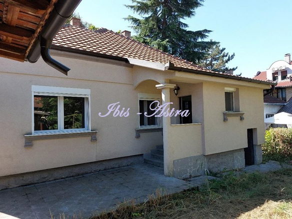 Kuća za izdavanje, Kalvarija, Beograd, 100m², 1.250 €/mes