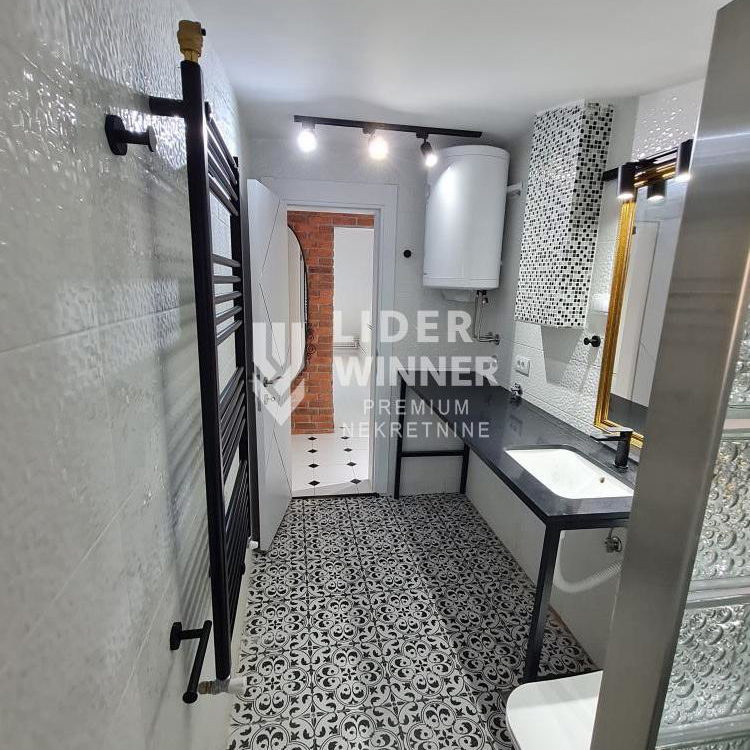 Trosoban stan na prodaju, Centar, Beograd, 78m², 327.000 €