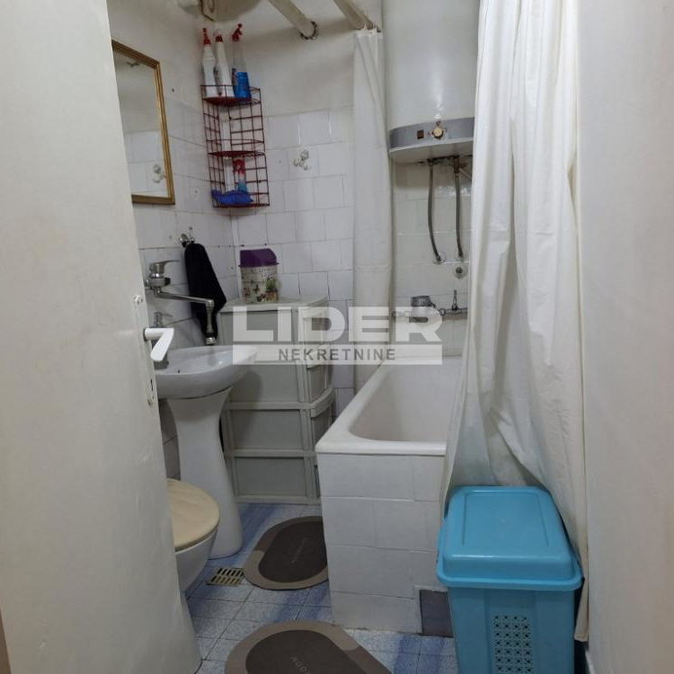 Stan Izdavanje Beograd Kanarevo Brdo 47 m2