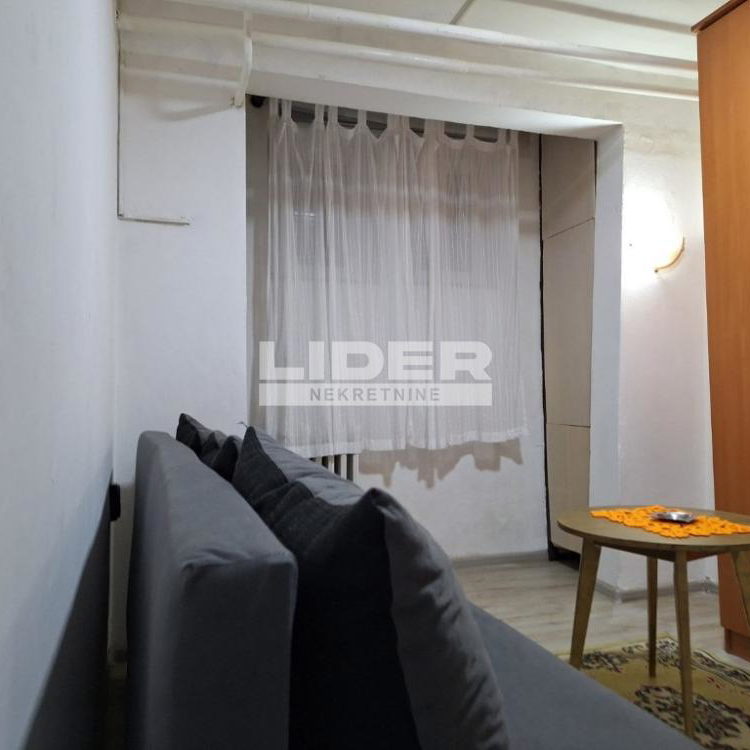 Stan Izdavanje Beograd Kanarevo Brdo 47 m2