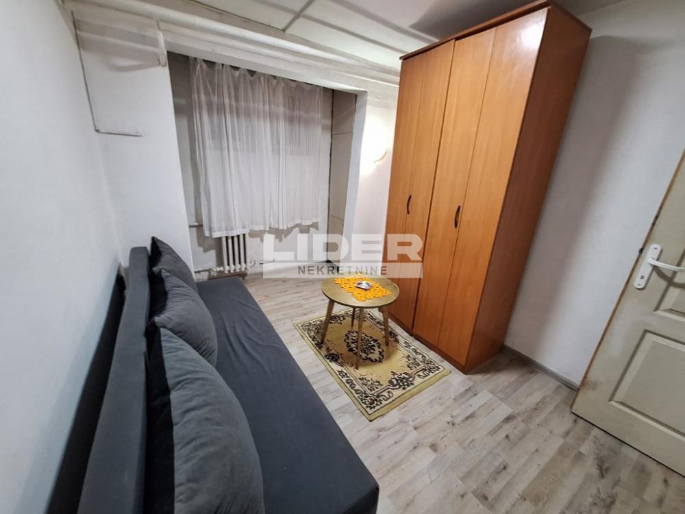 Stan Izdavanje Beograd Kanarevo Brdo 47 m2