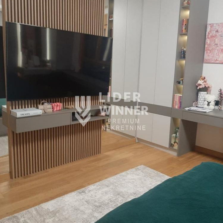 Stan Prodaja Beograd Blok 65 165 m2