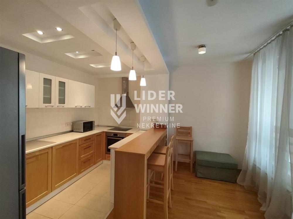 Trosoban stan na prodaju, Blok 67 – Belville, Beograd, 106m², 390.000 €