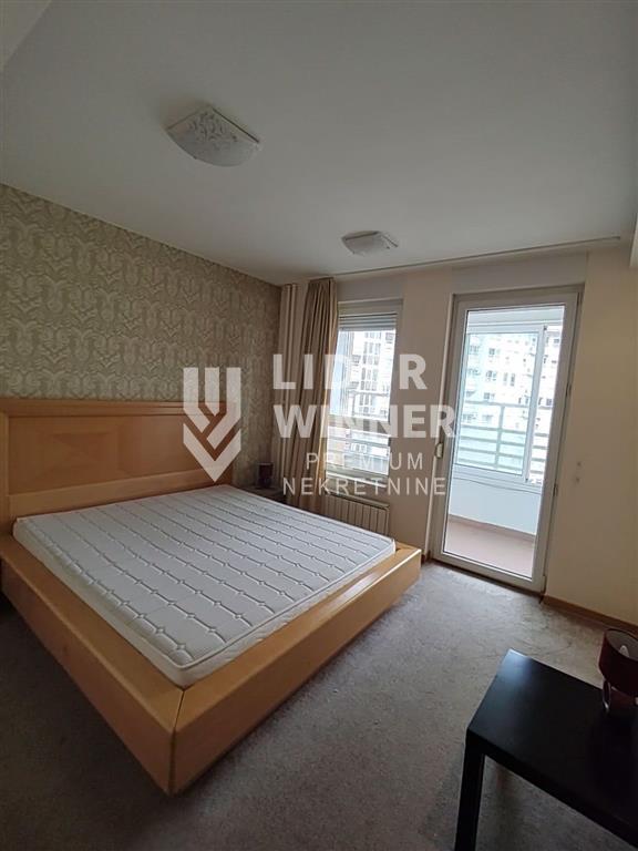 Stan Prodaja Beograd Belville 106 m2