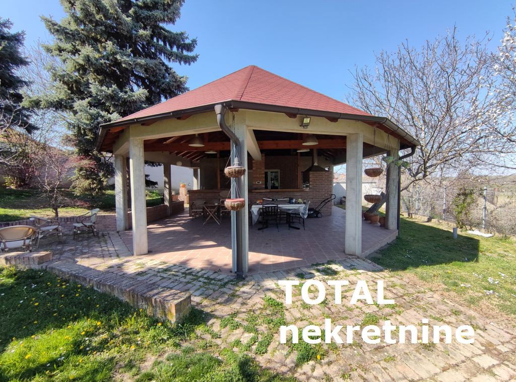 1649248187835 Kuća na prodaju, Majur, Novi Sad, 330m², 695.000 €