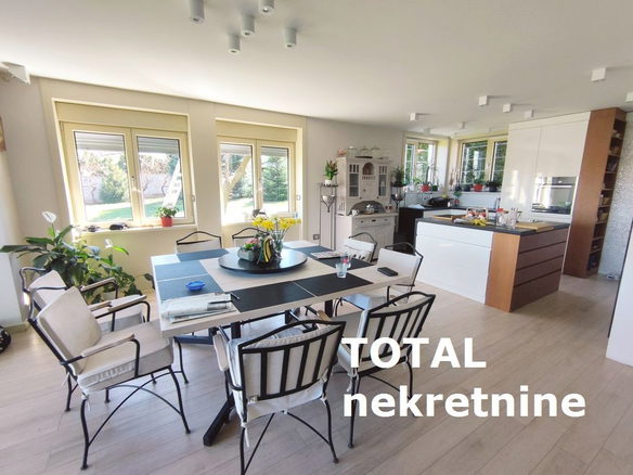 Kuća Prodaja Novi Sad Majur 330 m2