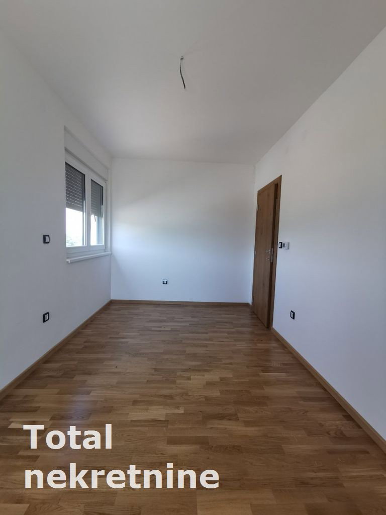 Stan Prodaja Novi Sad  124 m2