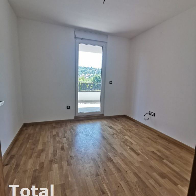 Stan Prodaja Novi Sad  124 m2