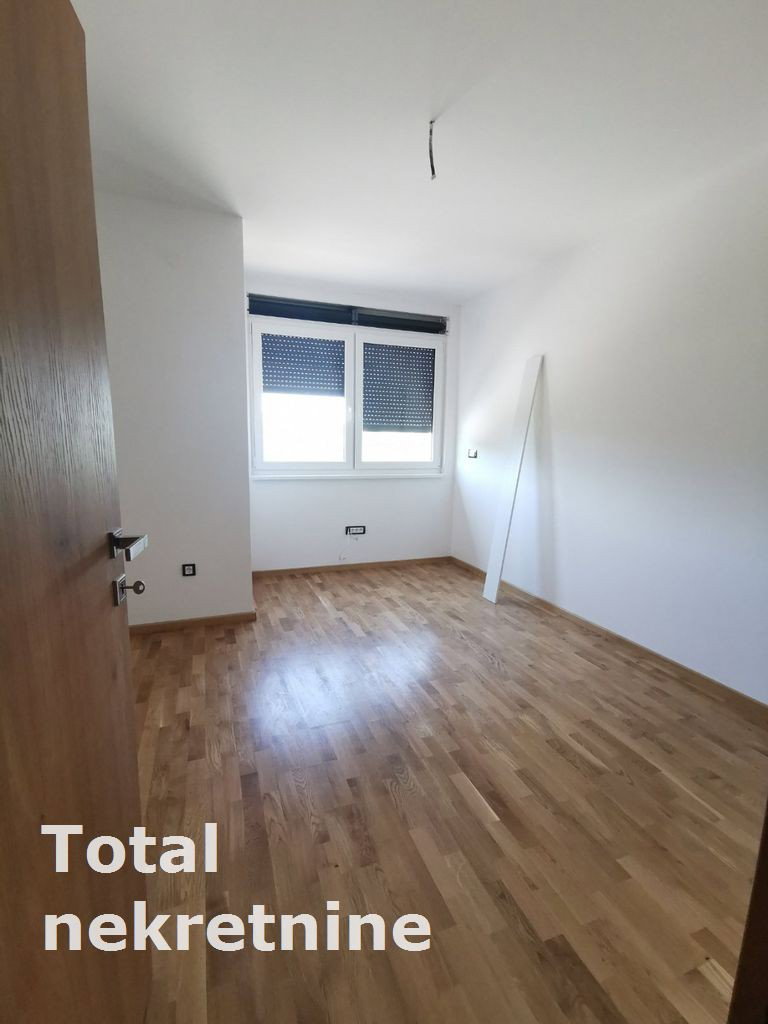 Stan Prodaja Novi Sad  124 m2
