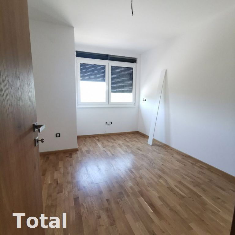 Stan Prodaja Novi Sad  124 m2
