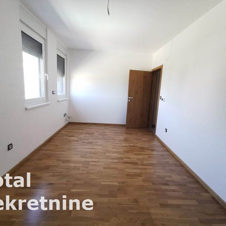 Četvorosoban stan na prodaju, Sremska Kamenica, Novi Sad, 124m², 280.980 €