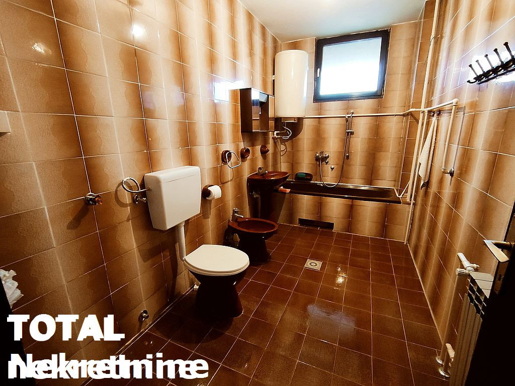 1677669471410 Kuća Prodaja Novi Sad 300 m2