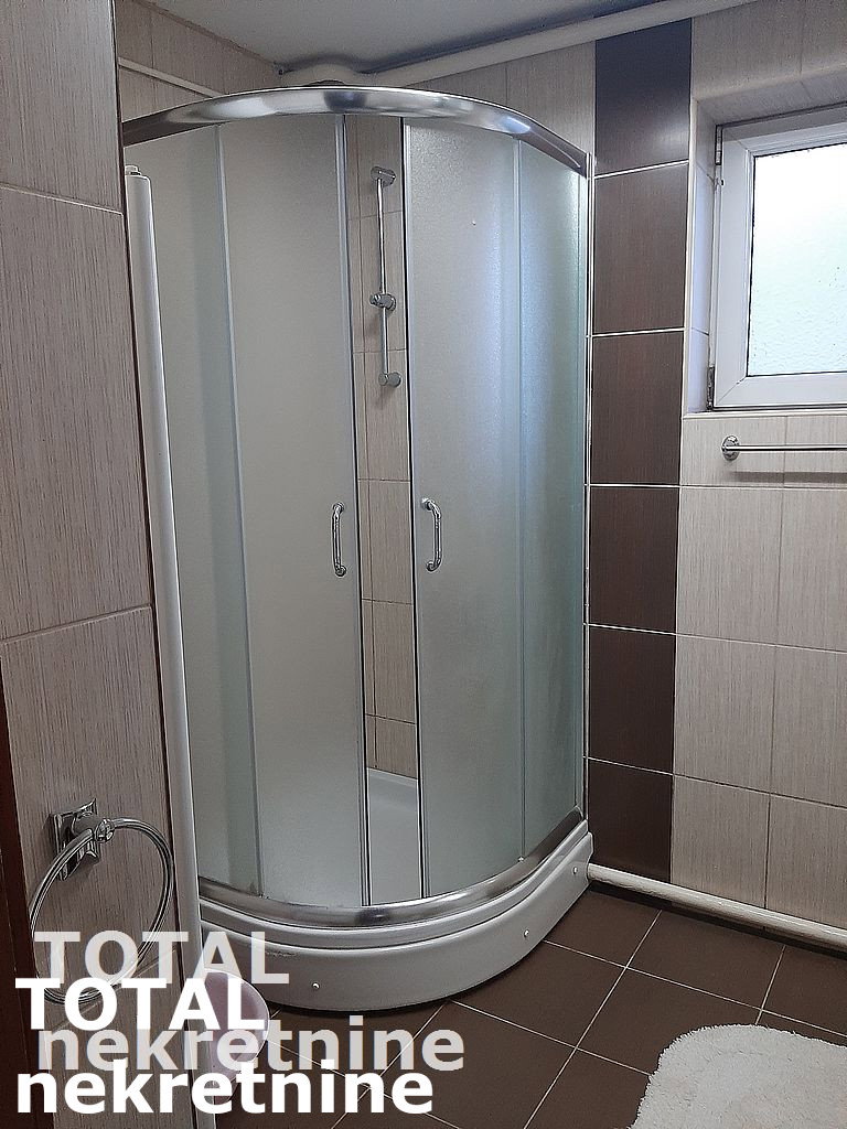 20211109_151909 Kuća na prodaju, Sadovi, Novi Sad, 270m², 257.500 €