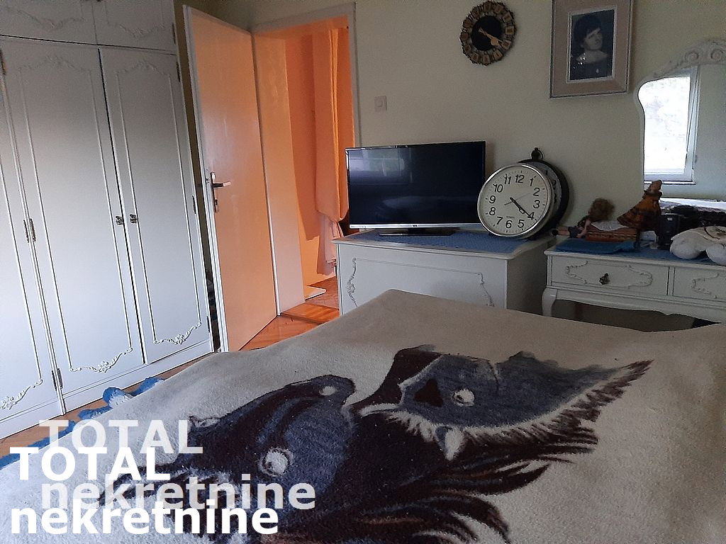 Kuća Prodaja Novi Sad Kuća Prodaja Novi Sad Sadovi 270 m2