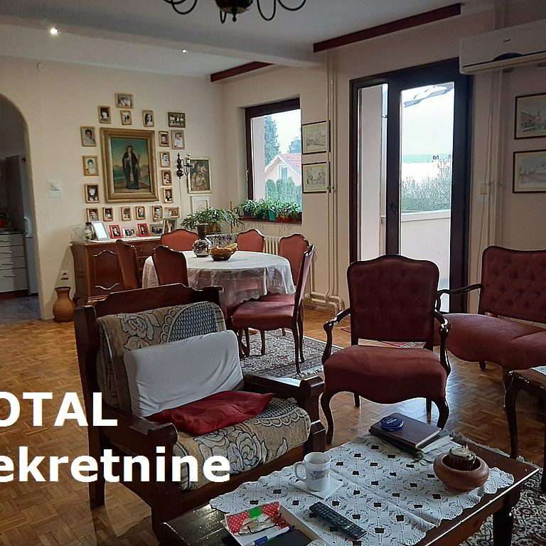 Kuća Prodaja Novi Sad  360 m2