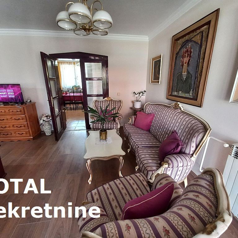 Kuća Prodaja Novi Sad  298 m2