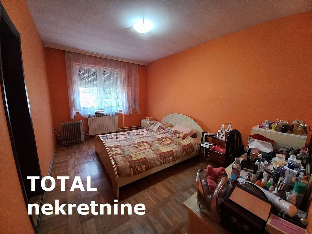 Kuća Prodaja Novi Sad  298 m2