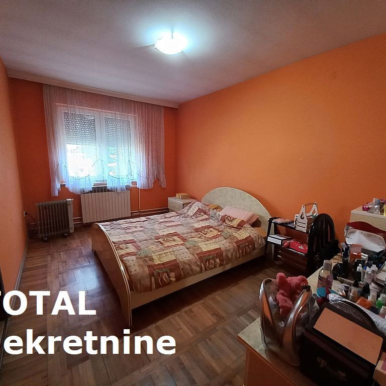 Kuća Prodaja Novi Sad  298 m2