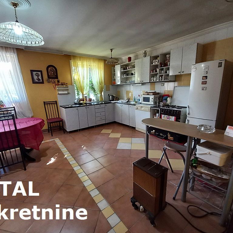 Kuća Prodaja Novi Sad  298 m2