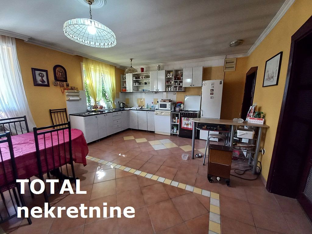 Kuća na prodaju, Adice, Novi Sad, 298m², 257.500 €