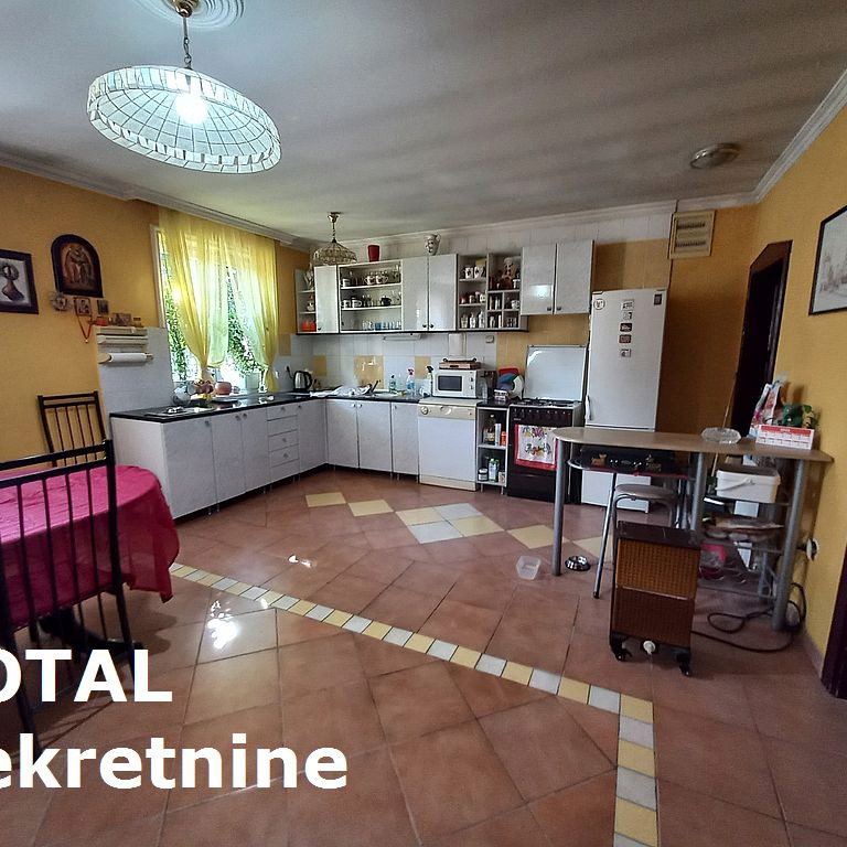 Kuća na prodaju, Adice, Novi Sad, 298m², 257.500 €