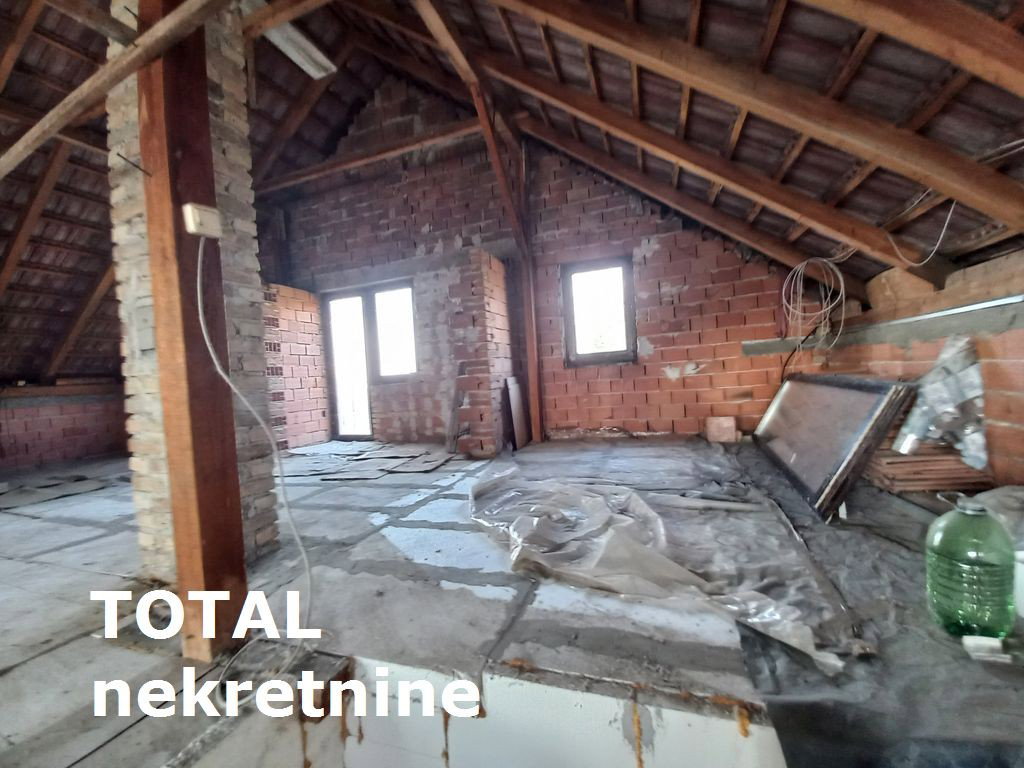 20220814_181925 Kuća na prodaju, Ledinci, Novi Sad, 210m², 270.890 €