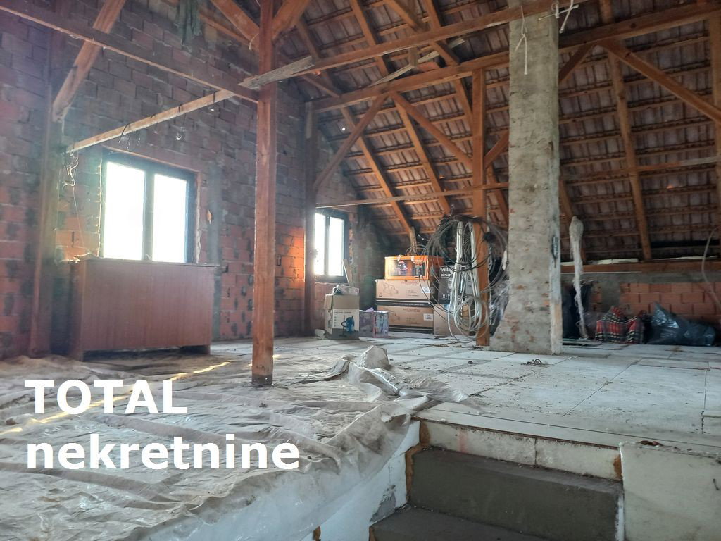 20220814_182002 Kuća na prodaju, Ledinci, Novi Sad, 210m², 270.890 €