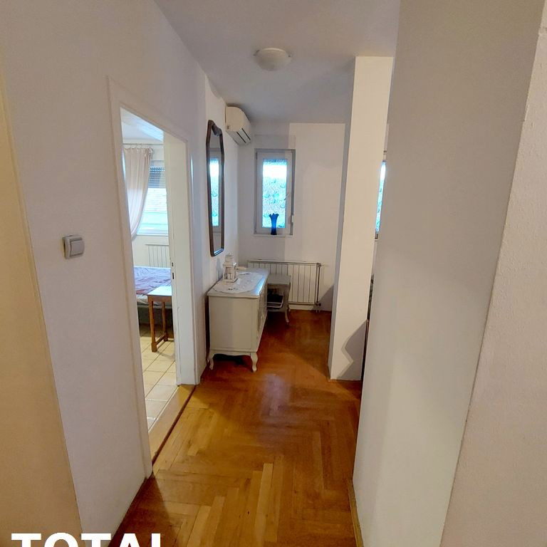 Četvorosoban stan na prodaju, Subotički Bulevar, Novi Sad, 106m², 195.000 €