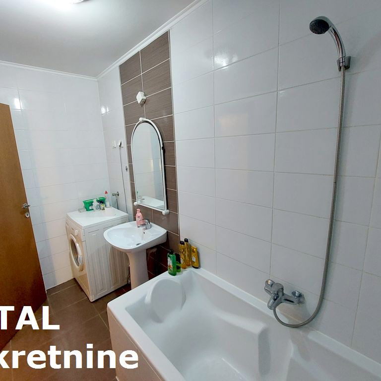 Četvorosoban stan na prodaju, Subotički Bulevar, Novi Sad, 106m², 195.000 €