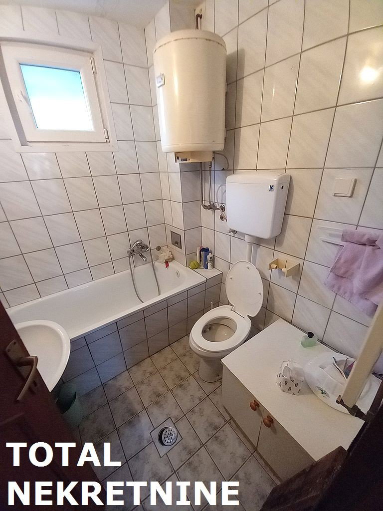 20230401_123426 Kuća na prodaju, Temerin, 240m², 206.000 €