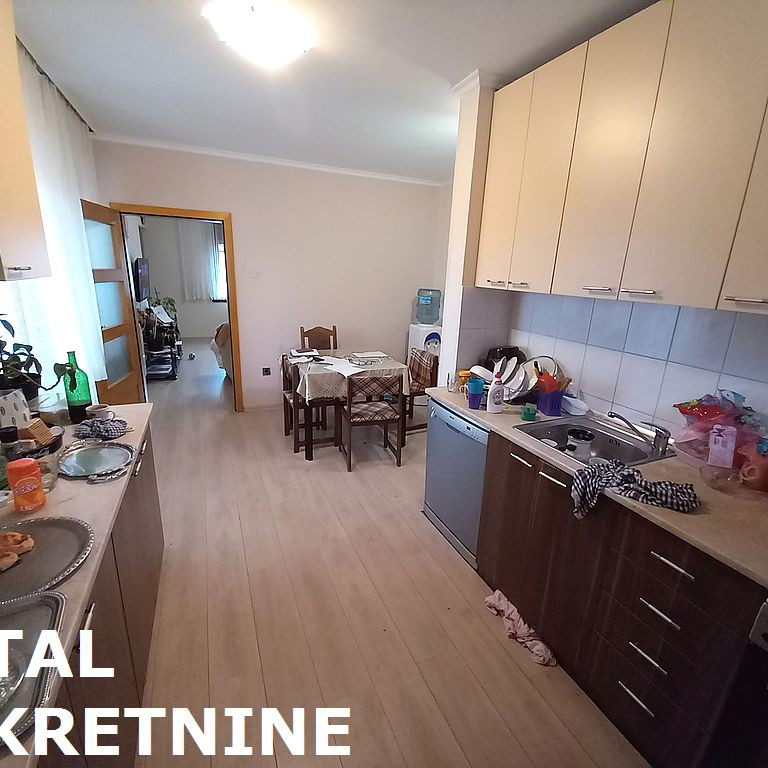 Kuća Prodaja Temerin  240 m2