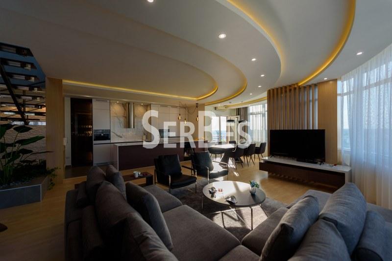 Trosoban stan na prodaju, Bulevar Evrope, Novi Sad, 230m², 627.000 €