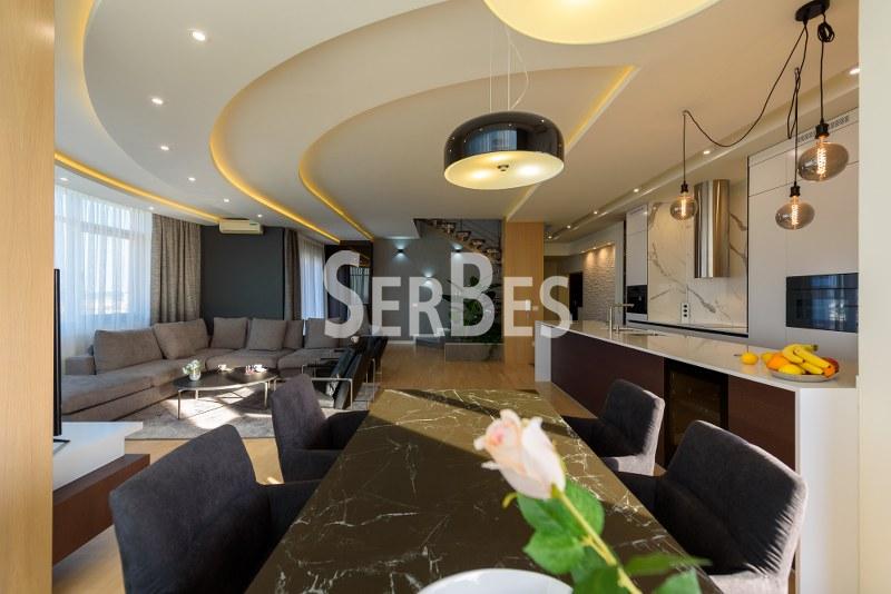 Trosoban stan na prodaju, Bulevar Evrope, Novi Sad, 230m², 627.000 €
