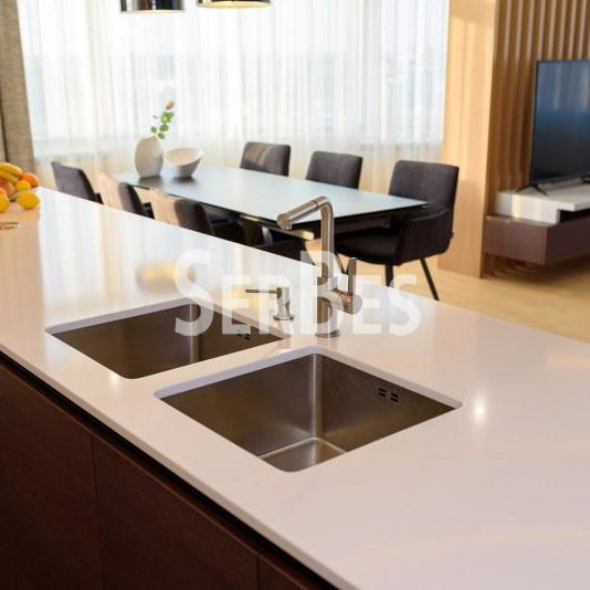 Trosoban stan na prodaju, Bulevar Evrope, Novi Sad, 230m², 627.000 €