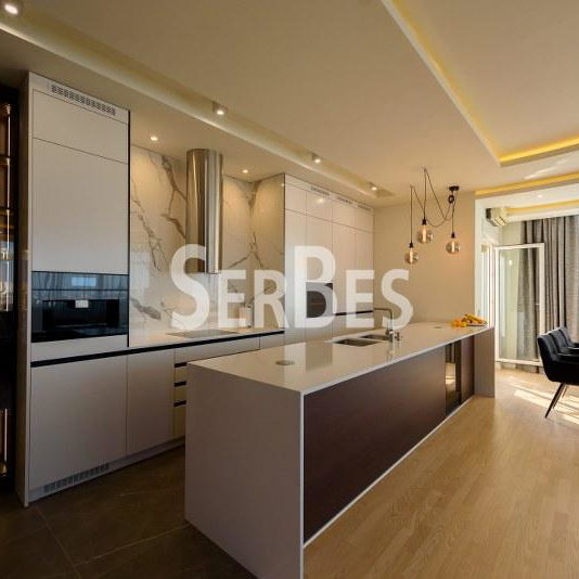 Trosoban stan na prodaju, Bulevar Evrope, Novi Sad, 230m², 627.000 €
