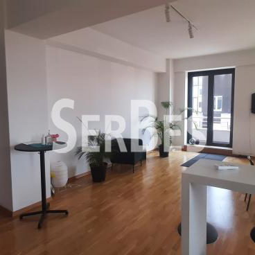 Lokal za izdavanje, Bulevar Oslobođenja, Novi Sad, 312m², 3.850 €/mes
