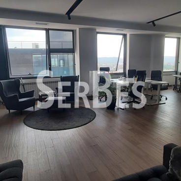 Lokal Izdavanje Novi Sad  312 m2