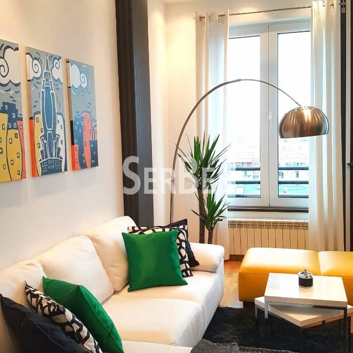 Dvosoban stan za izdavanje, Bulevar Oslobođenja, Novi Sad, 55m², 700 €/mes