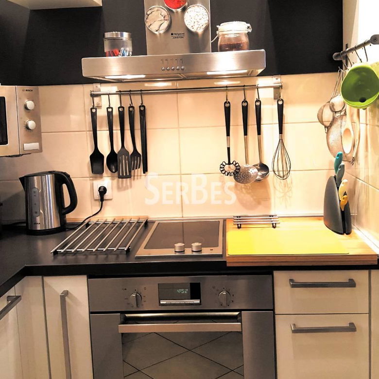 Dvosoban stan za izdavanje, Bulevar Oslobođenja, Novi Sad, 55m², 700 €/mes