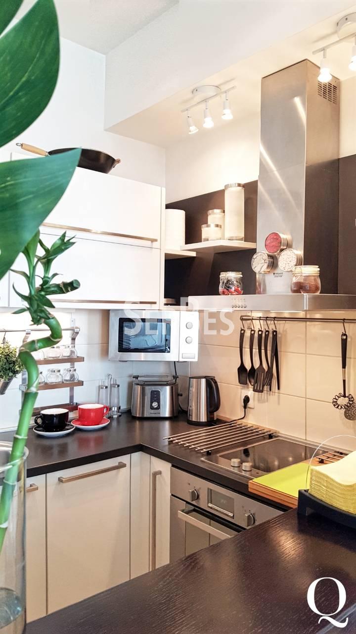 Dvosoban stan za izdavanje, Bulevar Oslobođenja, Novi Sad, 55m², 700 €/mes