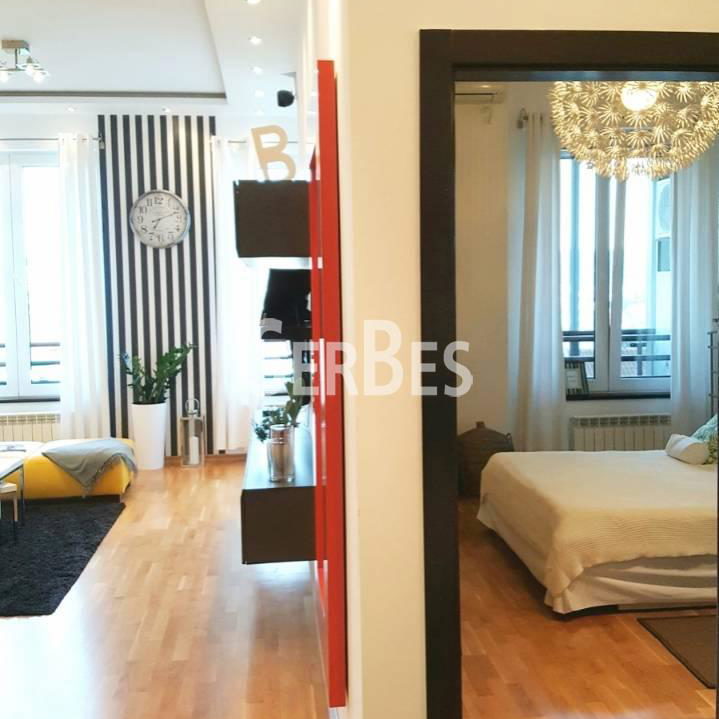 Dvosoban stan za izdavanje, Bulevar Oslobođenja, Novi Sad, 55m², 700 €/mes
