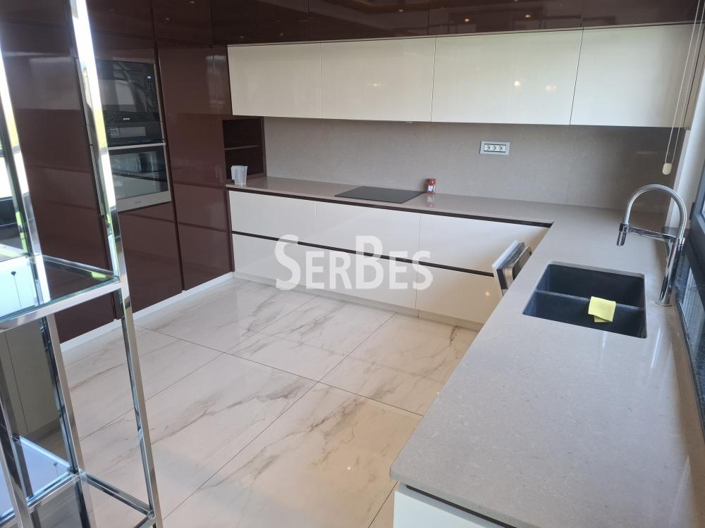 Stan Izdavanje Novi Sad Stan Izdavanje Novi Sad 217 m2